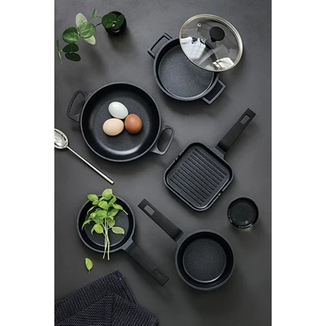 Poêle Grill Mini 14 X 14 Cm 4 Poêle Grill Mini 14 X 14 Cm – Image 2