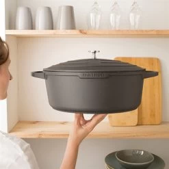 Cocotte Légère Ovale En Fonte D’aluminium 32 Cm 6,5 L Rouge -Cuisine Soldes Magasin 203008 2 2 Cocotte legere ovale en fonte d aluminium 32 cm 6 5 L rouge Mathon