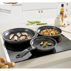 Batterie Poêles Anti-adhérentes Effet Pierre Manche Amovible Et 2 éponges Végétales -Cuisine Soldes Magasin 209048 3 3 Batterie poeles anti adherentes Effet Pierre manche amovible et 2 eponges vegetales Mathon