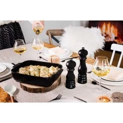 Peugeot Plat à Four Céramique Appolia Rectangulaire Noir Mat 36 Cm -Cuisine Soldes Magasin 301367 3 2 Plat a four ceramique Appolia rectangulaire noir mat 36 cm Peugeot