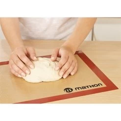 Lot Plaque à Pâtisserie Perforée 40 Cm Et Tapis De Cuisson Pro -Cuisine Soldes Magasin 519075 2 1 Lot Plaque a patisserie perforee 40 cm et tapis de cuisson pro Mathon