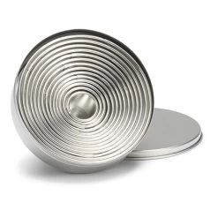 Boîte De 14 Découpoirs Ronds Lisses En Inox 2 à 11 Cm -Cuisine Soldes Magasin 579005 2 5 Boite de 14 decoupoirs ronds lisses en inox 2 a 11 cm Mathon