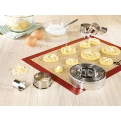 Boîte De 14 Découpoirs Ronds Lisses En Inox 2 à 11 Cm -Cuisine Soldes Magasin 579005 4 5 Boite de 14 decoupoirs ronds lisses en inox 2 a 11 cm Mathon
