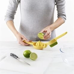 Joseph Joseph Presse-agrumes JuiceMax -Cuisine Soldes Magasin 606038 2 1 Presse agrumes JuiceMax Joseph Joseph