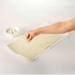 Roulette Découpe Pâte Pour Croissant -Cuisine Soldes Magasin 653413 4 5 Roulette decoupe pate pour croissant Betty Bossi