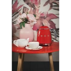 Smeg Mini Bouilloire 0,8 L 1400 W KLF05RDEU Rouge 11 Smeg Mini Bouilloire 0,8 L 1400 W KLF05RDEU Rouge -Cuisine Soldes Magasin 702029 4 2 Mini bouilloire 0 8 L 1400 W KLF05RDEU rouge Smeg