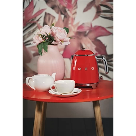 Smeg Mini Bouilloire 0,8 L 1400 W KLF05RDEU Rouge 7 Smeg Mini Bouilloire 0,8 L 1400 W KLF05RDEU Rouge – Image 5