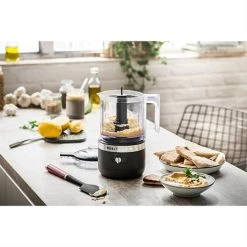 KitchenAid Hachoir électrique Sans Fil 2 Vitesses 1,18 L Noir Réglisse 5KFCB519EBM -Cuisine Soldes Magasin 761097 2 1 Hachoir electrique sans fil 2 vitesses 1 18 L noir reglisse 5KFCB519EBM Kitchenaid